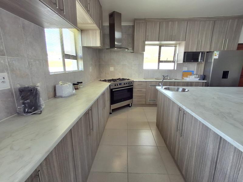 4 Bedroom Property for Sale in Harbour Lights Western Cape
